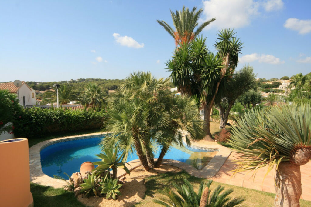 Detached Villa Moraira Alicante - image 3