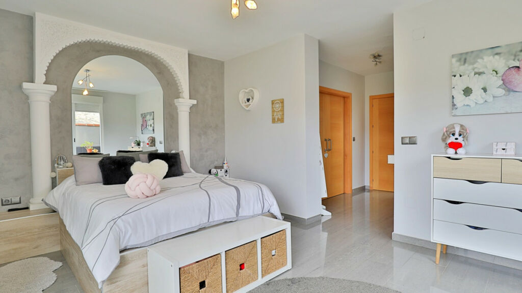 Semi-Detached House Alfarnate Málaga - image 23