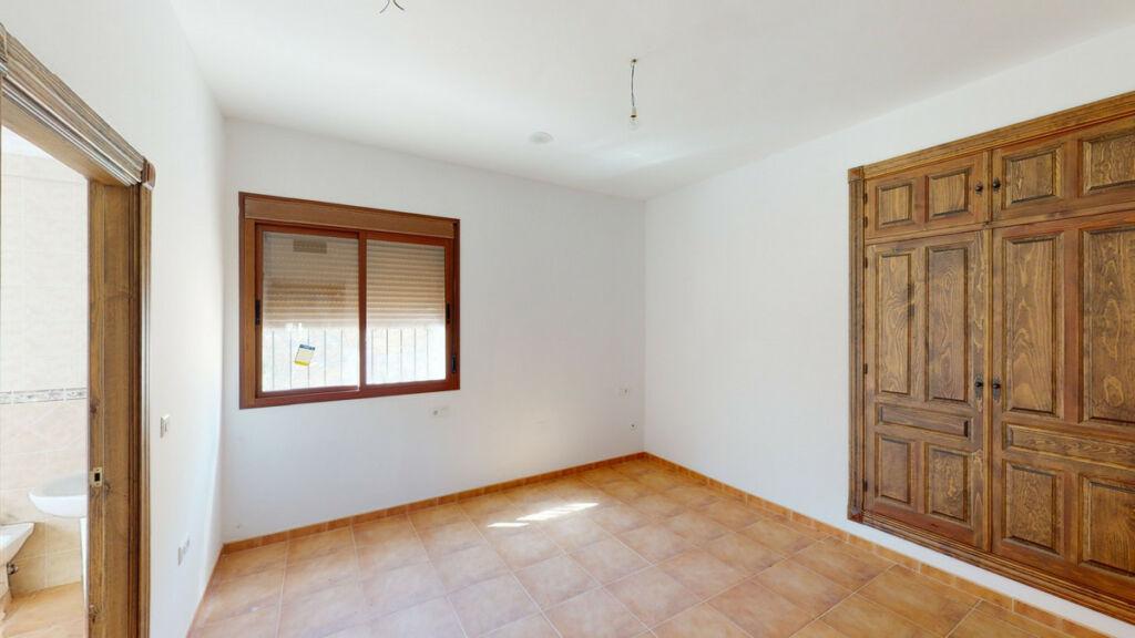 Detached Villa Colmenar Málaga - image 23
