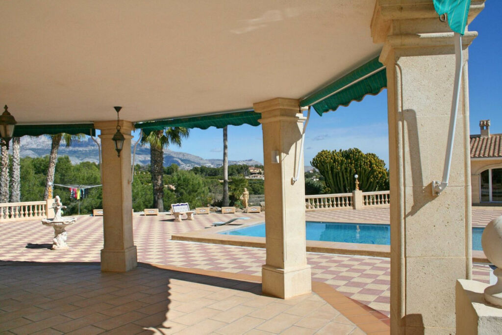 Detached Villa L'Alfás del Pi Alicante - image 23
