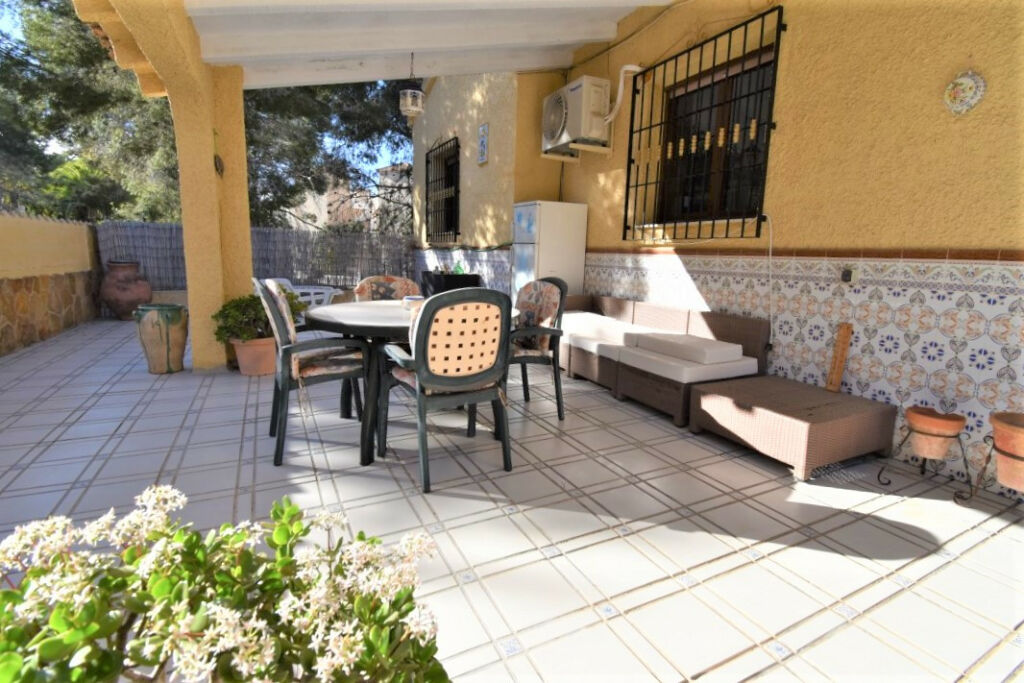 Detached Villa Villamartin Alicante - image 23