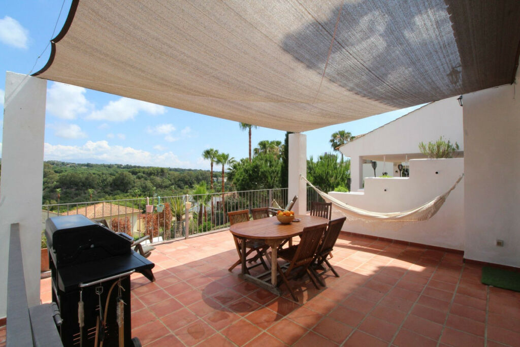 Detached Villa Sotogrande Alto Cádiz - image 23