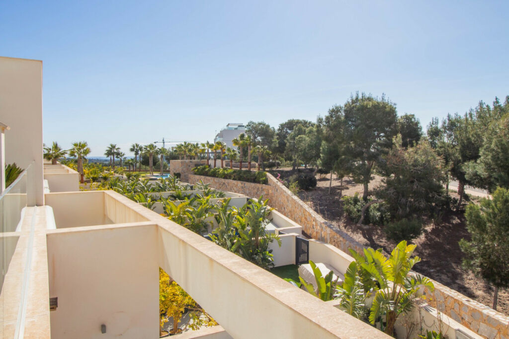 Middle Floor Apartment Las Colinas Golf Alicante - image 23