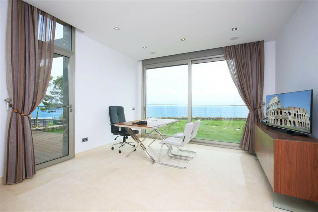 Detached Villa Altea Alicante - image 23