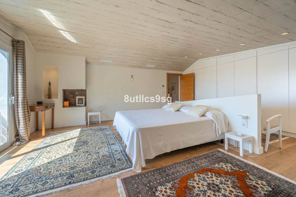 Detached Villa Nueva Andalucía Málaga - image 23