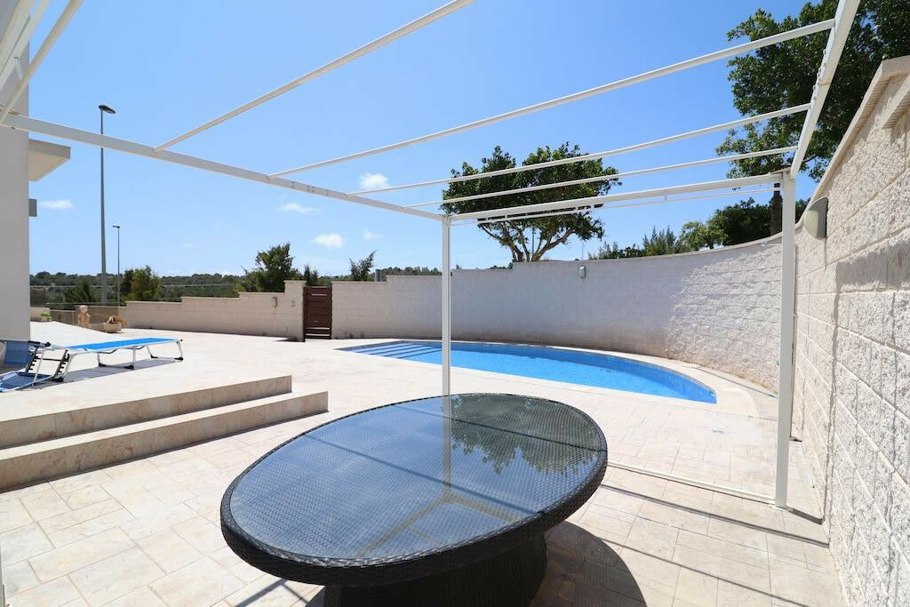 Detached Villa San Miguel de Salinas Alicante - image 23