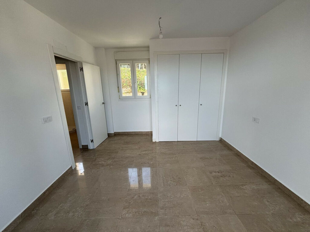Penthouse Duplex La Duquesa Málaga - image 21