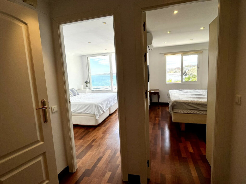 Middle Floor Apartment Benalmadena Málaga - image 23