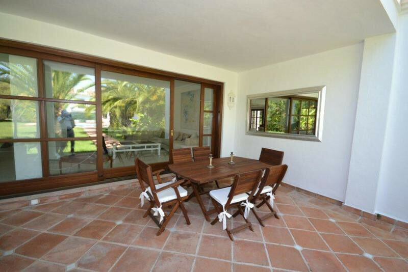 Detached Villa Guadalmina Baja Málaga - image 23