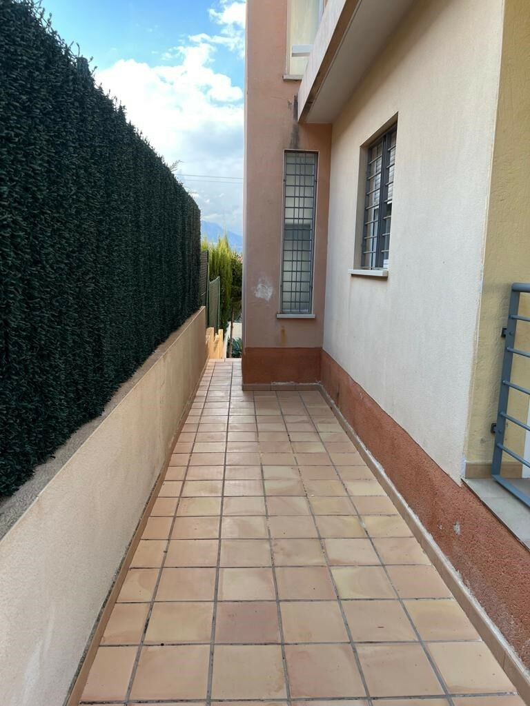 Detached Villa Albir Alicante - image 24