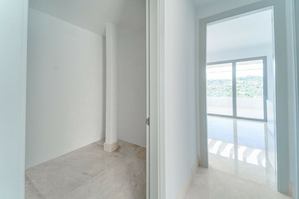 Detached Villa Los Arqueros Málaga - image 24