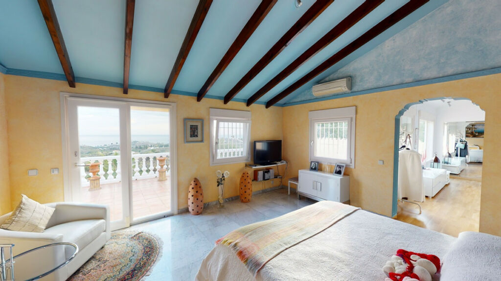 Detached Villa Benajarafe Málaga - image 24