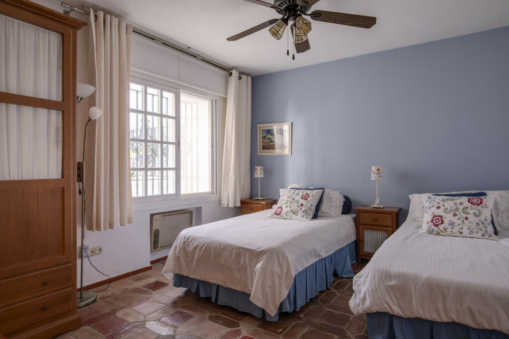 Detached Villa Guadalmina Alta Málaga - image 27