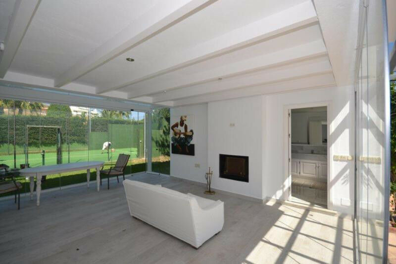 Detached Villa Guadalmina Baja Málaga - image 24
