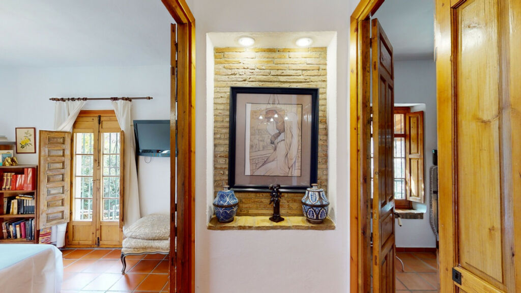Detached Villa Sayalonga Málaga - image 24