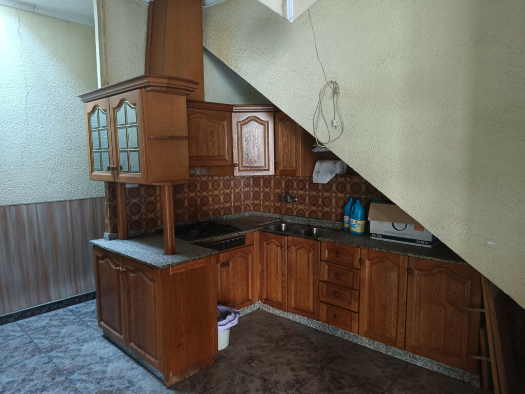 Middle Floor Apartment Dolores Alicante - image 24