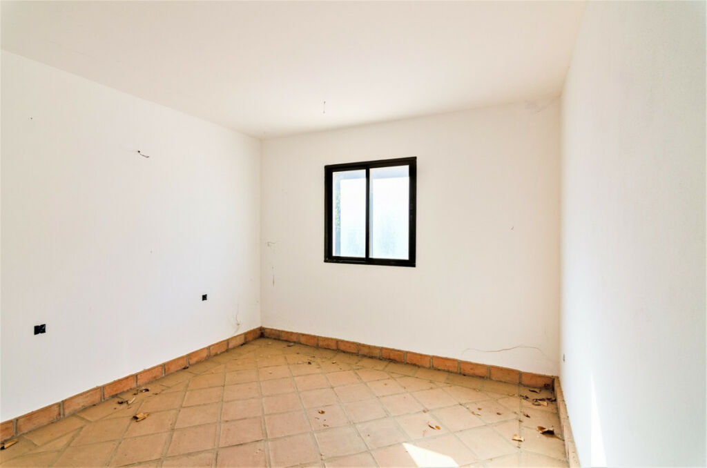 Detached Villa La Viñuela Málaga - image 24