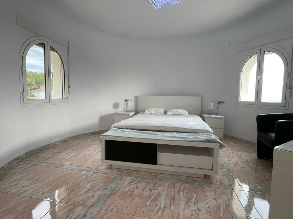 Detached Villa Calpe Alicante - image 13