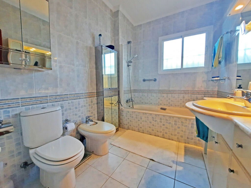 Detached Villa Benalmadena Costa Málaga - image 24