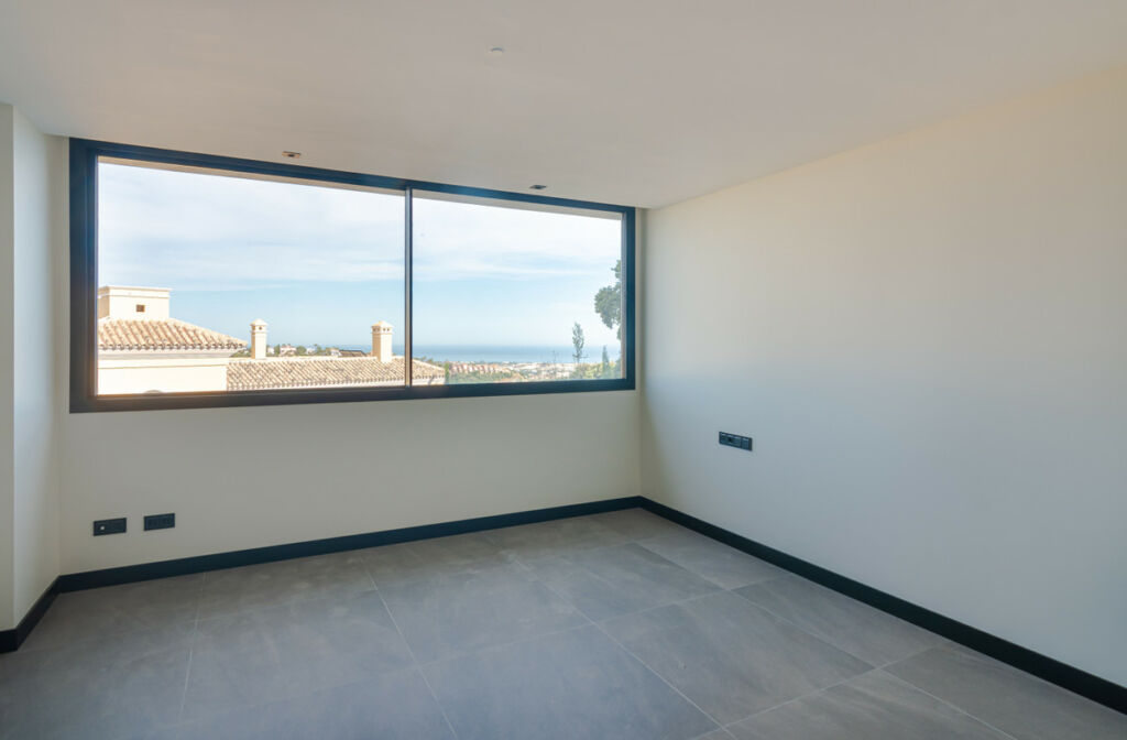 Detached Villa Los Arqueros Málaga - image 32
