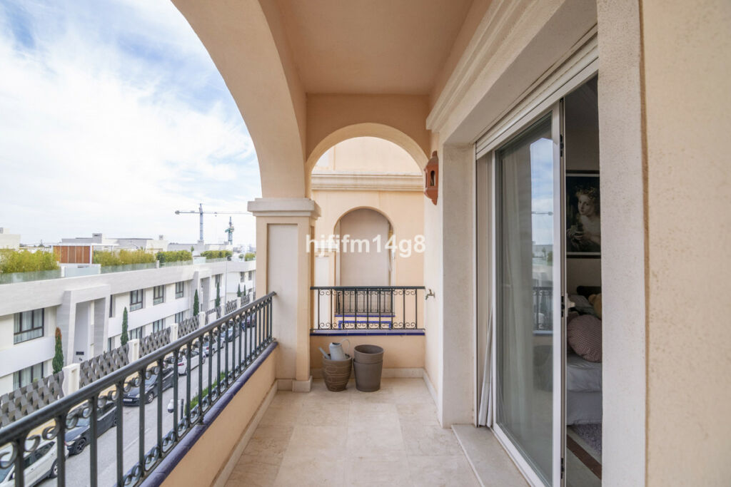 Middle Floor Apartment The Golden Mile Málaga - image 25
