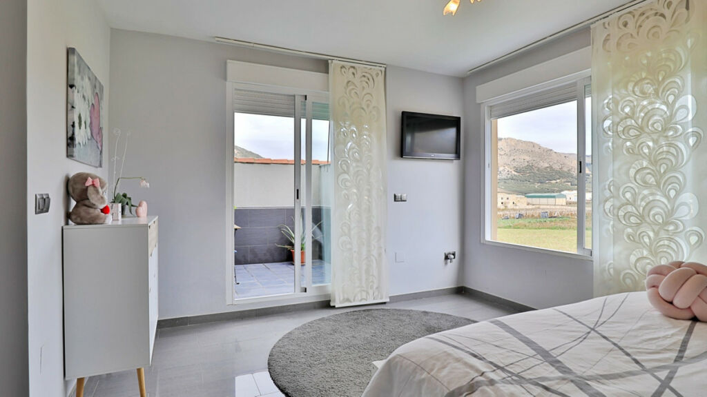 Semi-Detached House Alfarnate Málaga - image 25