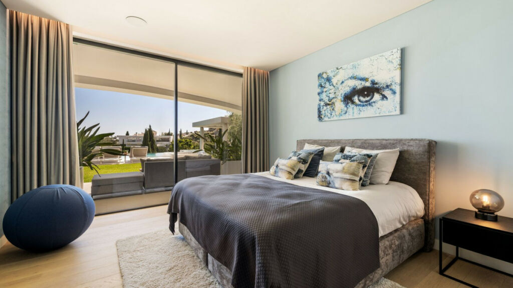 Detached Villa Benahavís Málaga - image 25