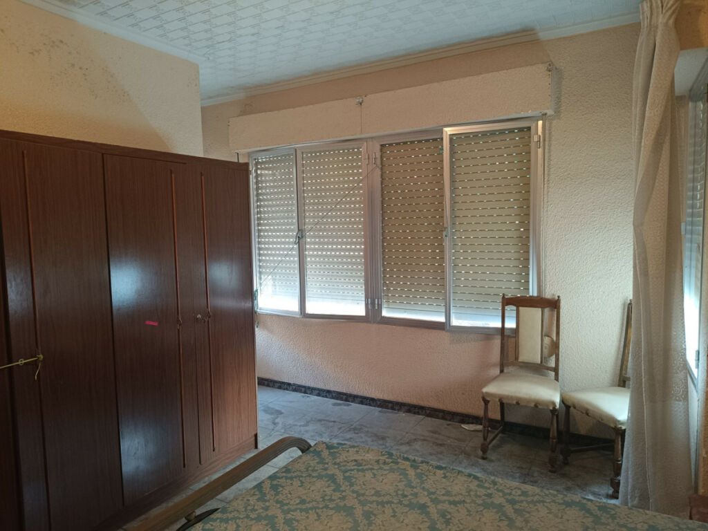 Middle Floor Apartment Dolores Alicante - image 25