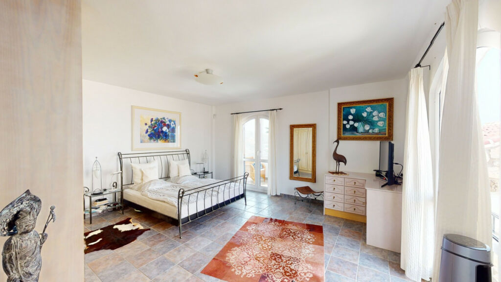 Detached Villa Sayalonga Málaga - image 25