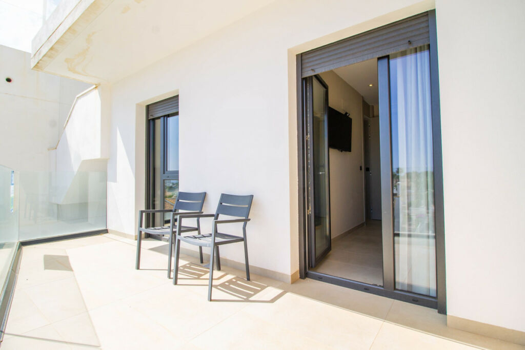 Penthouse Los Dolses Alicante - image 26