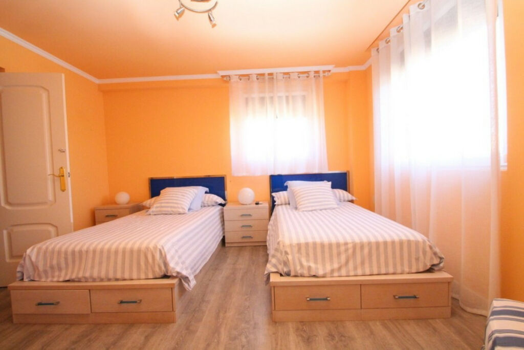 Detached Villa Cabo Roig Alicante - image 26