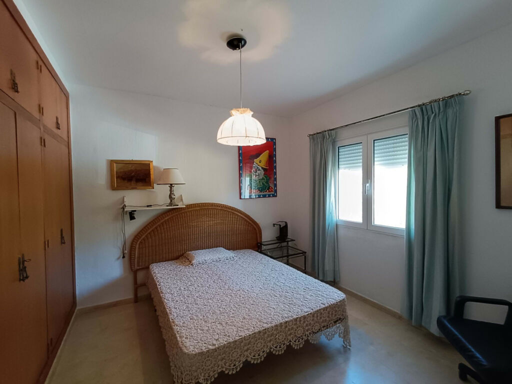 Detached Villa La Zenia Alicante - image 26