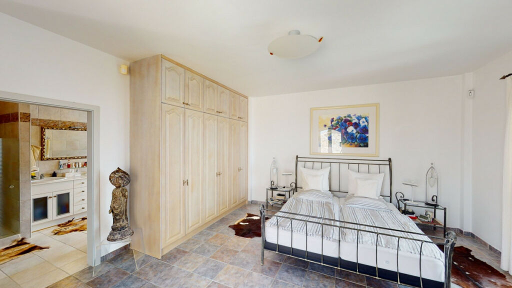 Detached Villa Sayalonga Málaga - image 26