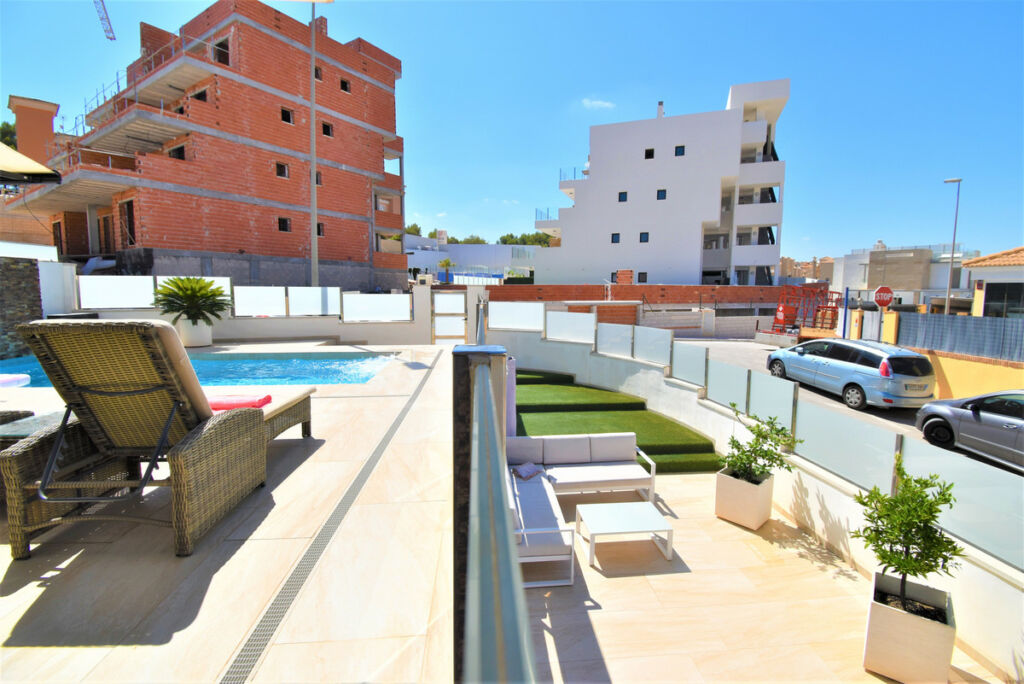 Detached Villa Villamartin Alicante - image 26