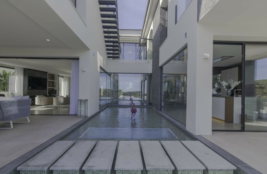 Detached Villa La Quinta Málaga - image 26