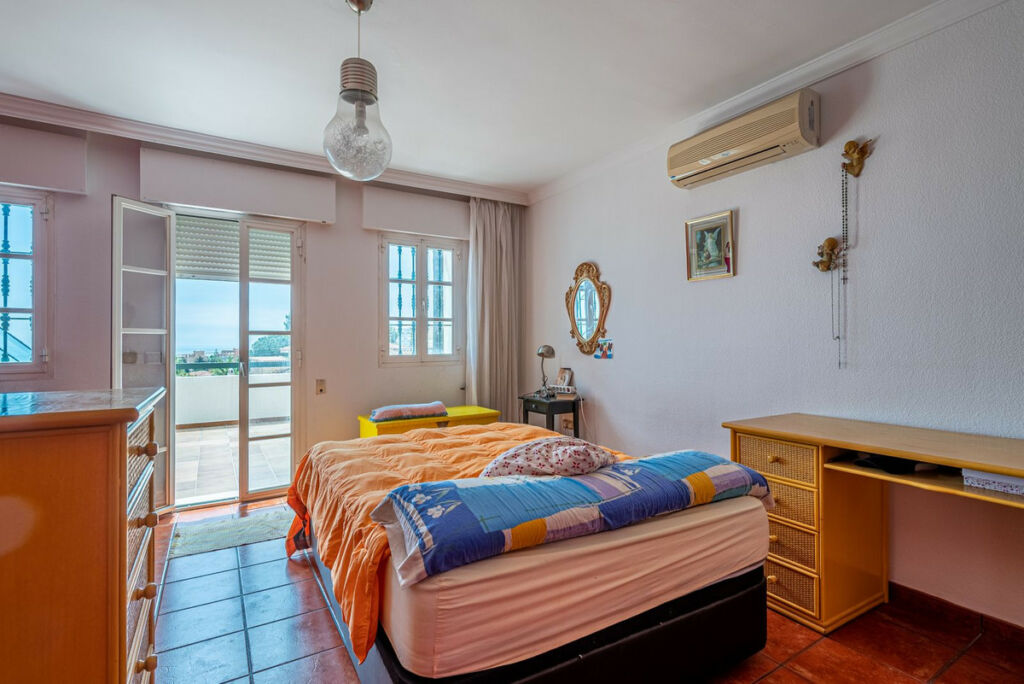 Detached Villa Benalmadena Málaga - image 26