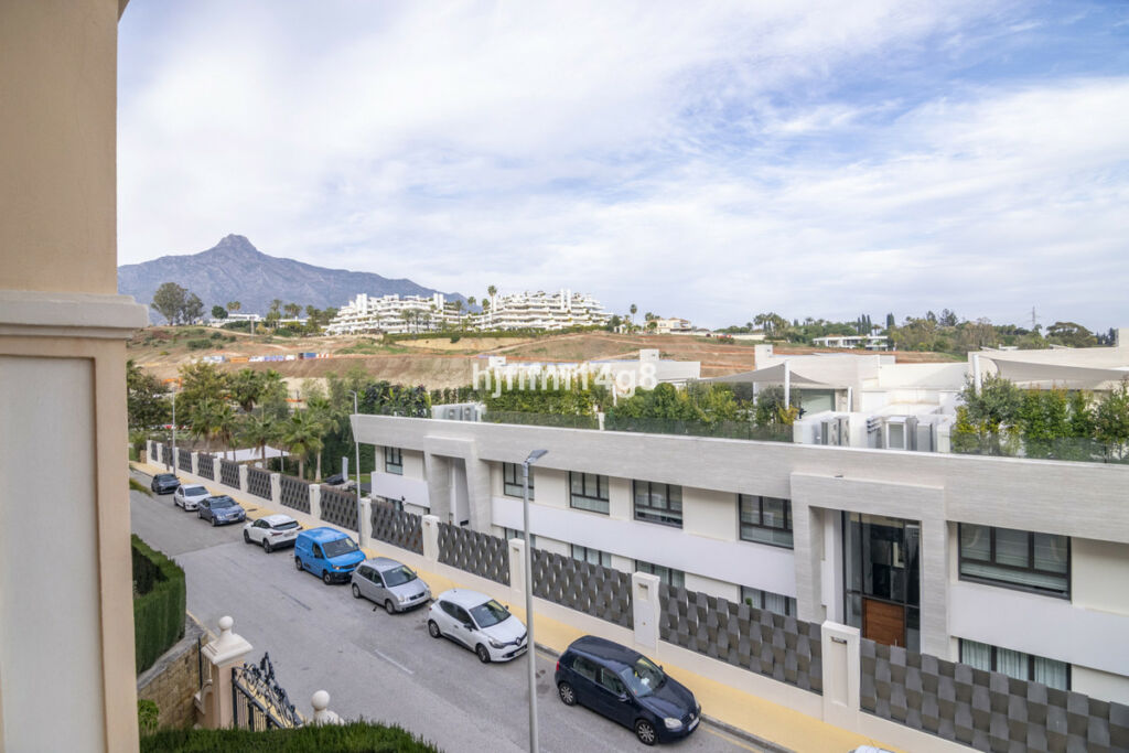Middle Floor Apartment The Golden Mile Málaga - image 27