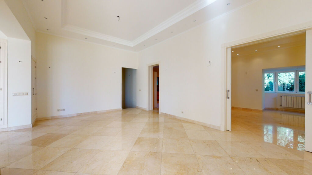 Detached Villa Los Arqueros Málaga - image 26