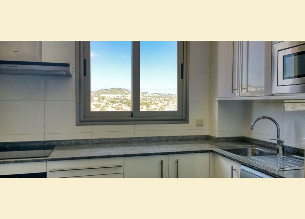 Middle Floor Apartment Calpe Alicante - image 27