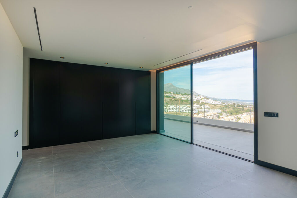 Detached Villa Los Arqueros Málaga - image 33