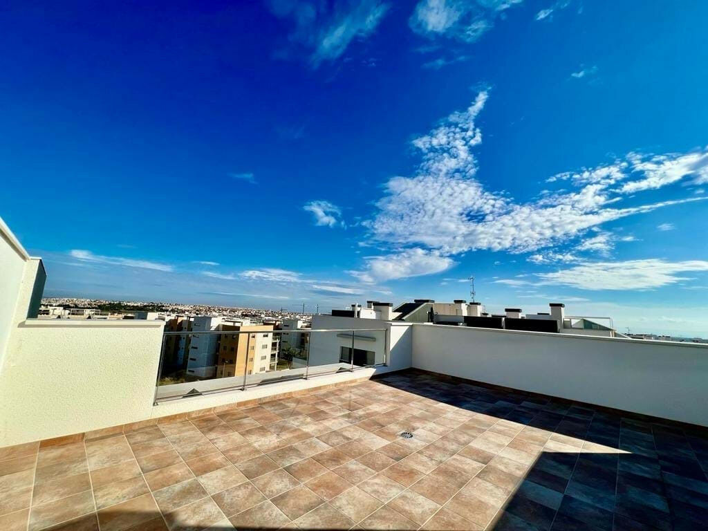 Penthouse Los Dolses Alicante - image 26