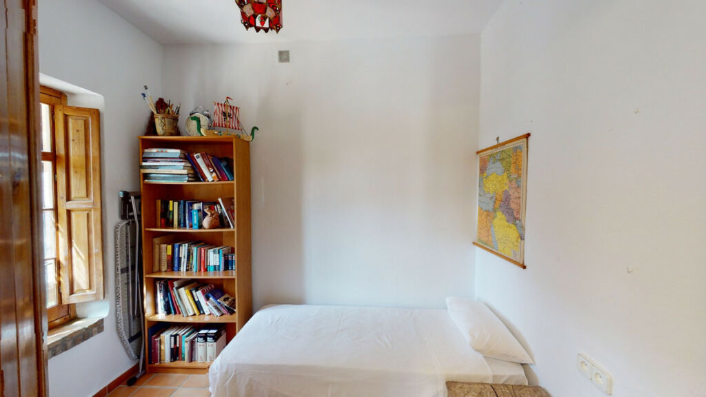 Detached Villa Sayalonga Málaga - image 27