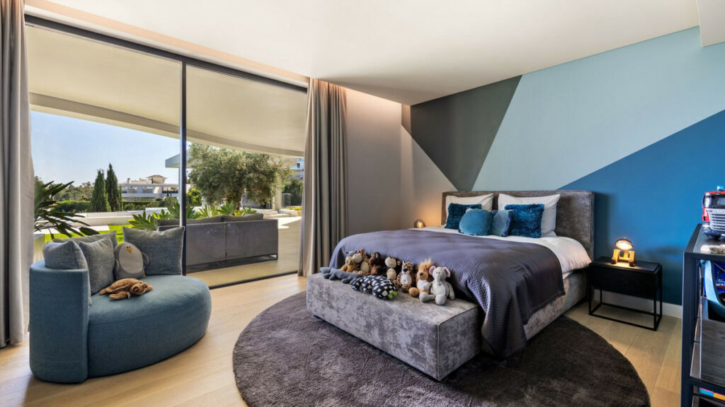 Detached Villa Benahavís Málaga - image 27