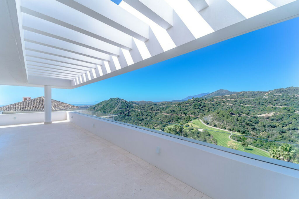 Detached Villa Los Arqueros Málaga - image 27