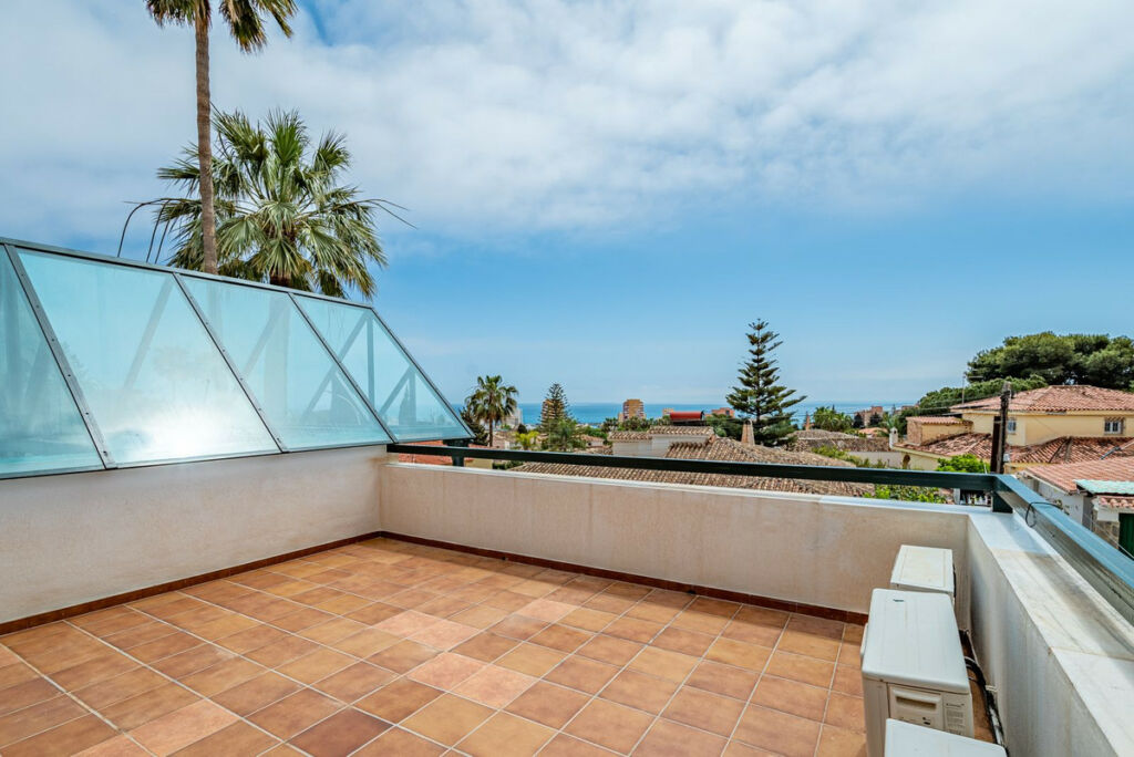 Detached Villa Benalmadena Málaga - image 27