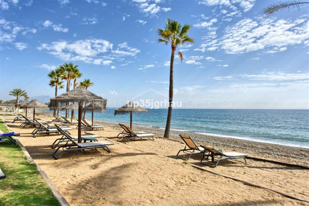 Middle Floor Studio Estepona Málaga - image 24