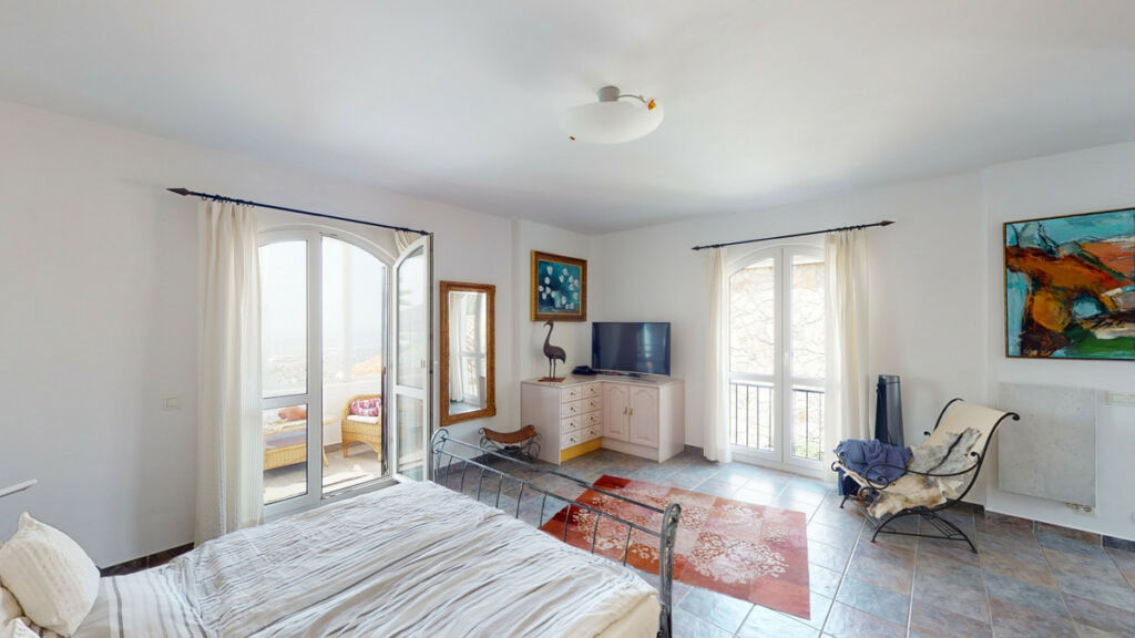 Detached Villa Sayalonga Málaga - image 27
