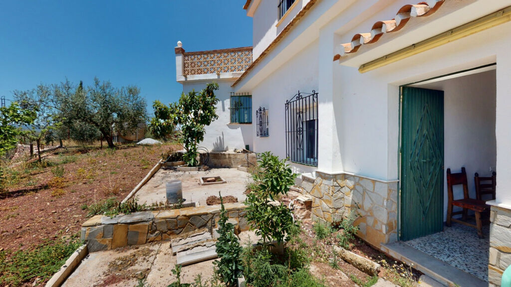 Detached Villa Comares Málaga - image 28