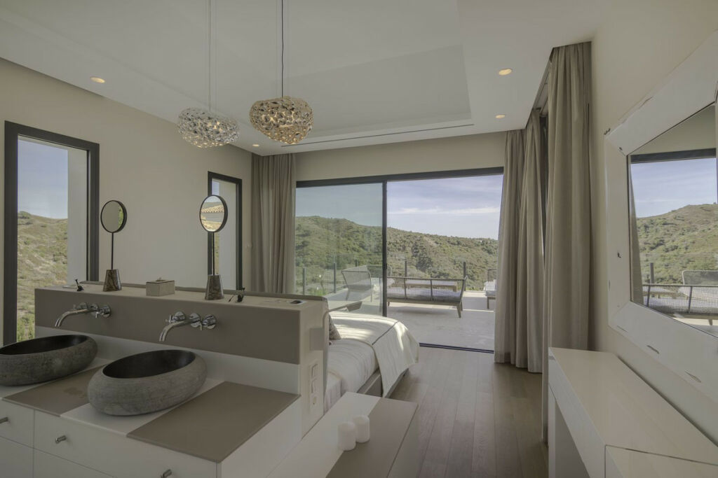 Detached Villa La Quinta Málaga - image 28