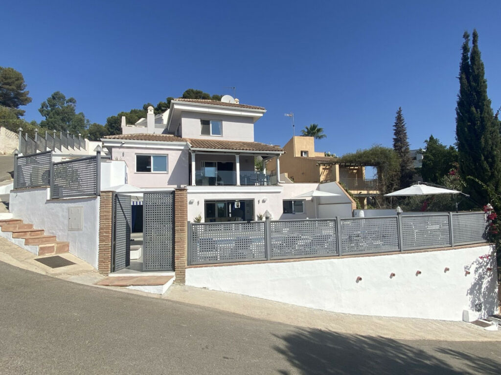 Detached Villa Torremolinos Málaga - image 28